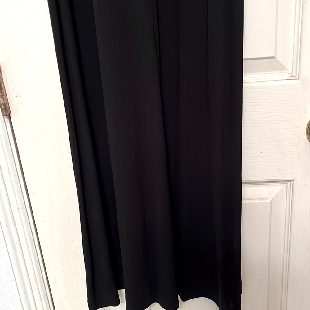 Ralph Lauren size 8. Long dress, elegant, in great condition.